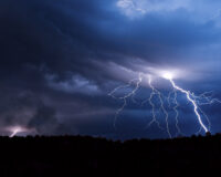 гроза и ветер