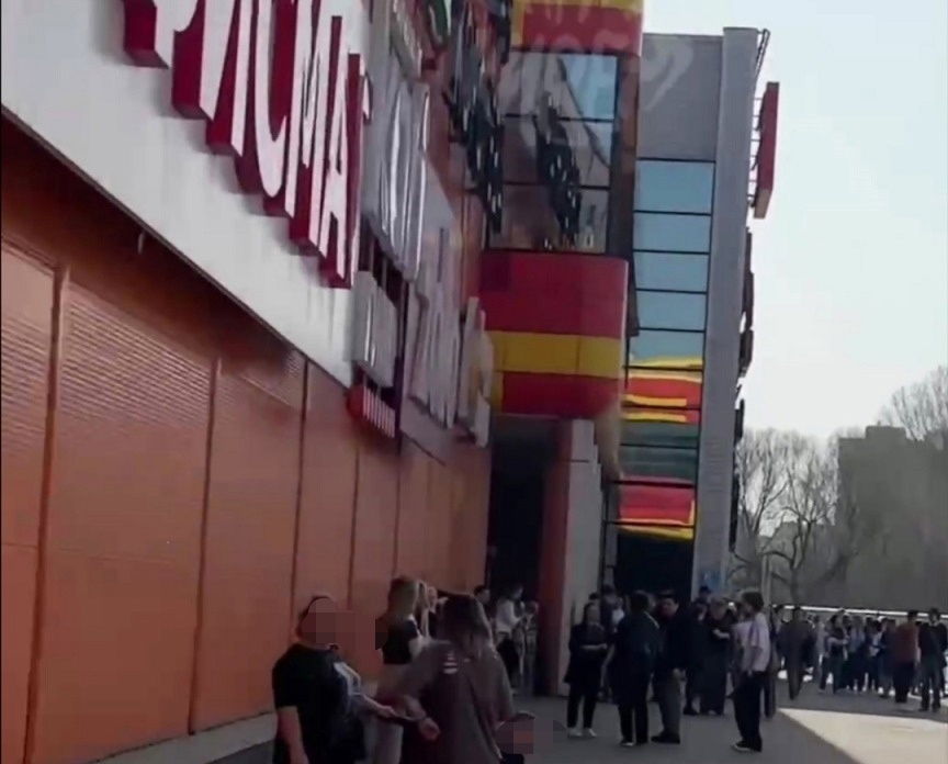 В Туле эвакуация из-за угроз взрыва и минирования прошла в двух ТЦ