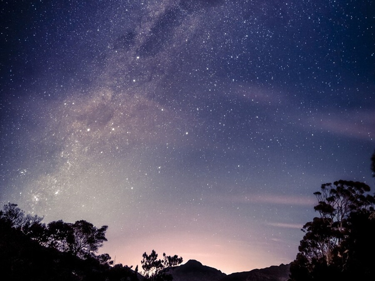 Навлечёте бедность и несчастья: приметы на 20 апреля - не сушите зонты и не режьте хлеб