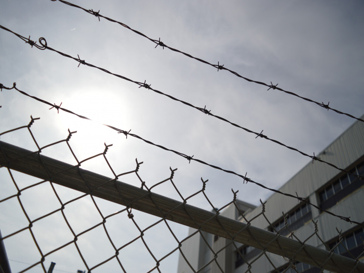 В городе Рязани задержали двоих работников нелегального наркомагазина