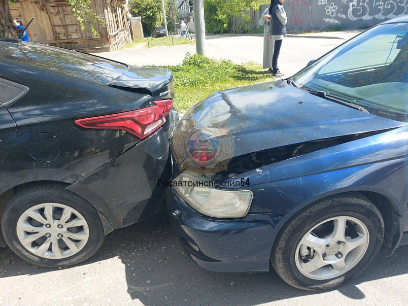 умер за рулем