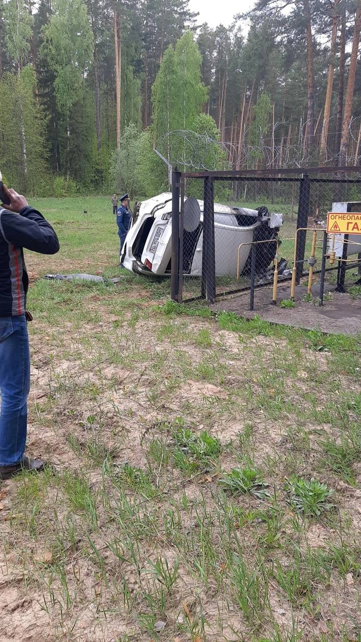 иномарка загорелась