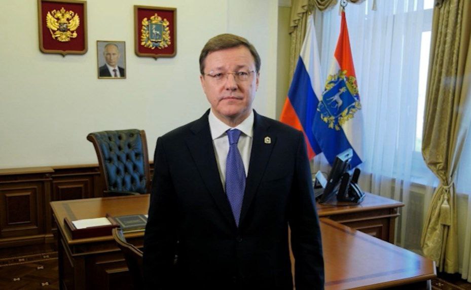 Дмитрий Азаров