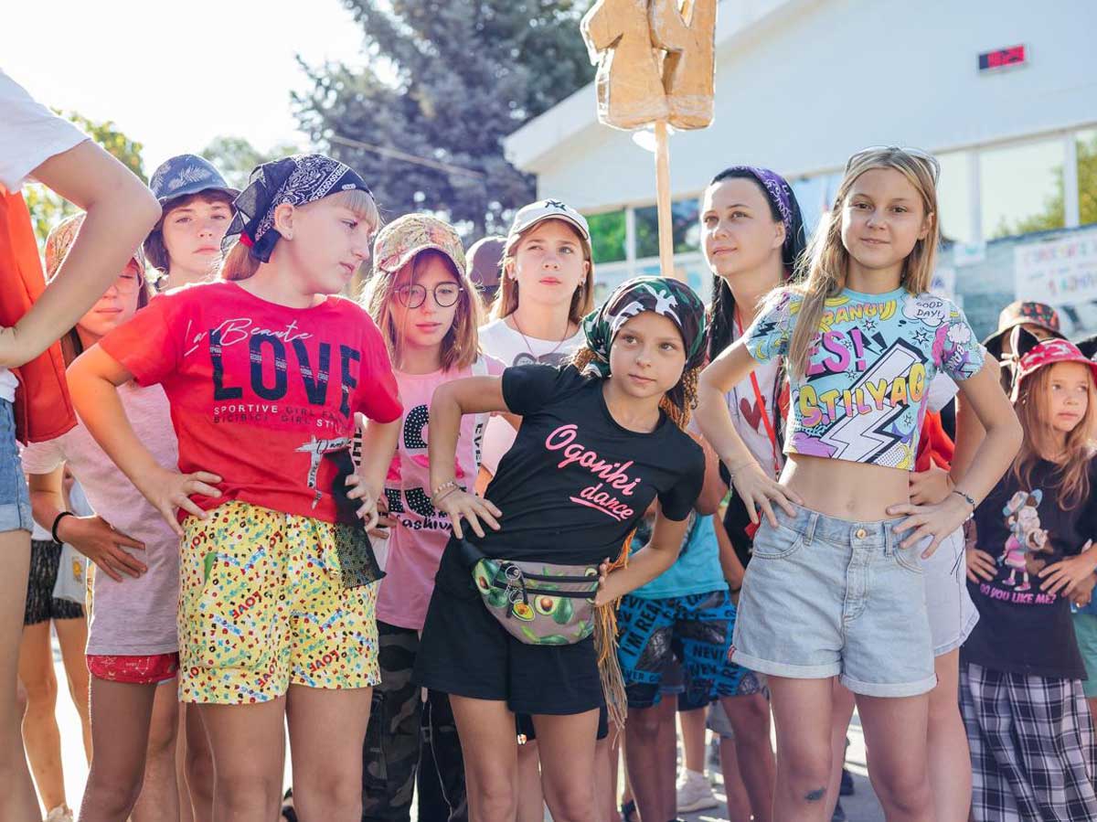 В Ростове детям малоимущих семей и участников СВО положены бесплатные путёвки в летние лагеря