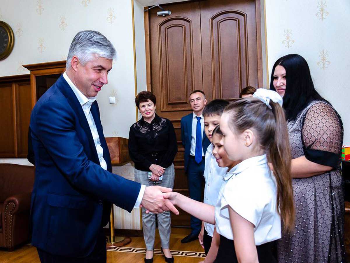 Алексей Логвиненко пообещал воплотить в жизнь мечты