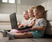 В Смоленске пройдет прямой эфир с ЦУР по вопросам помощи многодетным семьям