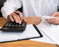 На какие налоговые льготы и вычеты может претендовать мой муж – участник СВО?