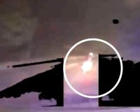 17-летняя байкерша уходит от погони