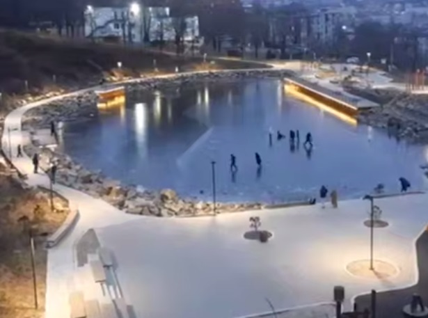 провалилась под лед