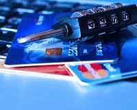 Карта «удачи»: загул по магазинам за чужой счет обернулся для молодого семьянина из Рязани проблемами с законом