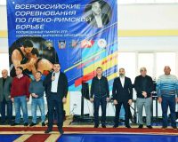 Единороссы поддерживают и развивают детский спорт на Дону