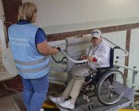 Услугой сопровождения на вокзале Орёл воспользовалось около полутора тысяч маломобильных пассажиров в 2024 году