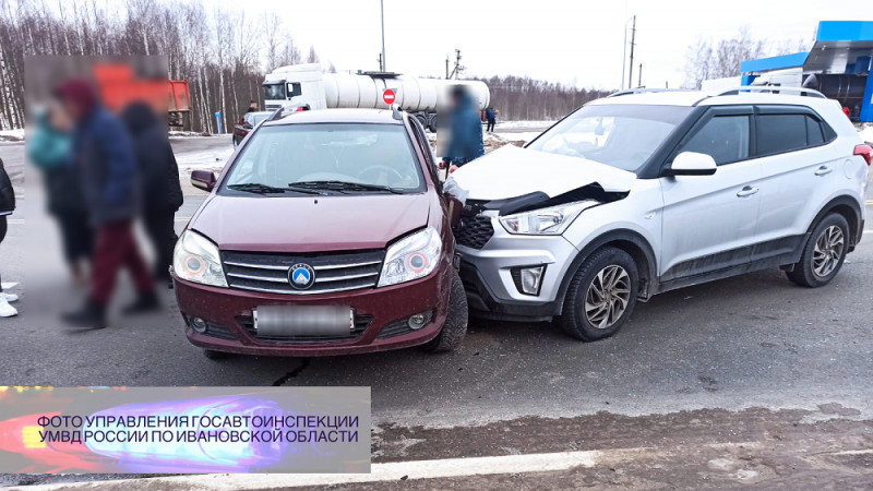 В Палехском районе столкнулись две попутки