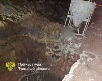 Тульского рабочего придавило бетономешалкой в подвале на стройке