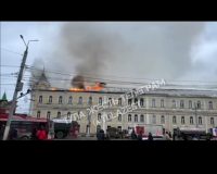 Из-за сильного пожара в тульском военном госпитале рухнула крыша
