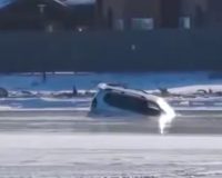 утонула машина