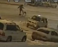 избил на дороге