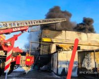 крупный пожар на производстве