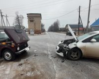 В Юже в ДТП пострадали двухлетний малыш и два водителя