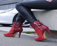 В Рязани девочка по вызову дождалась, когда клиент уснет, а потом украла игровую приставку