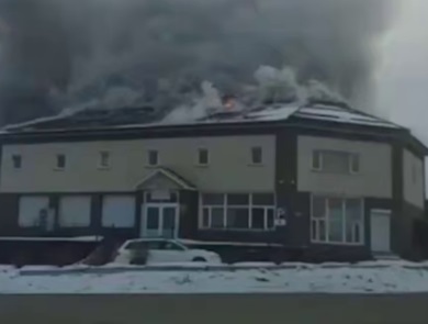 торговый центр горит