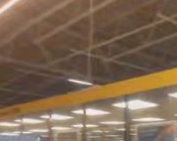 крыша не выдержала снега