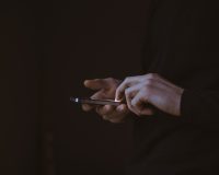 Олимпийский чемпион России Владимир Барнашов из Омска едва не потерял жилье из-за мошенников