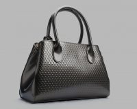 В Рязани молодой рецидивист вырвал у 70-летней пенсионерки дамскую сумку