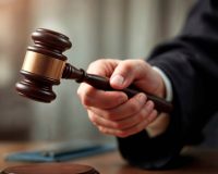 20 тысяч рублей: суд обязал волгоградку выплатить компенсацию за оскорбления в чате детсада