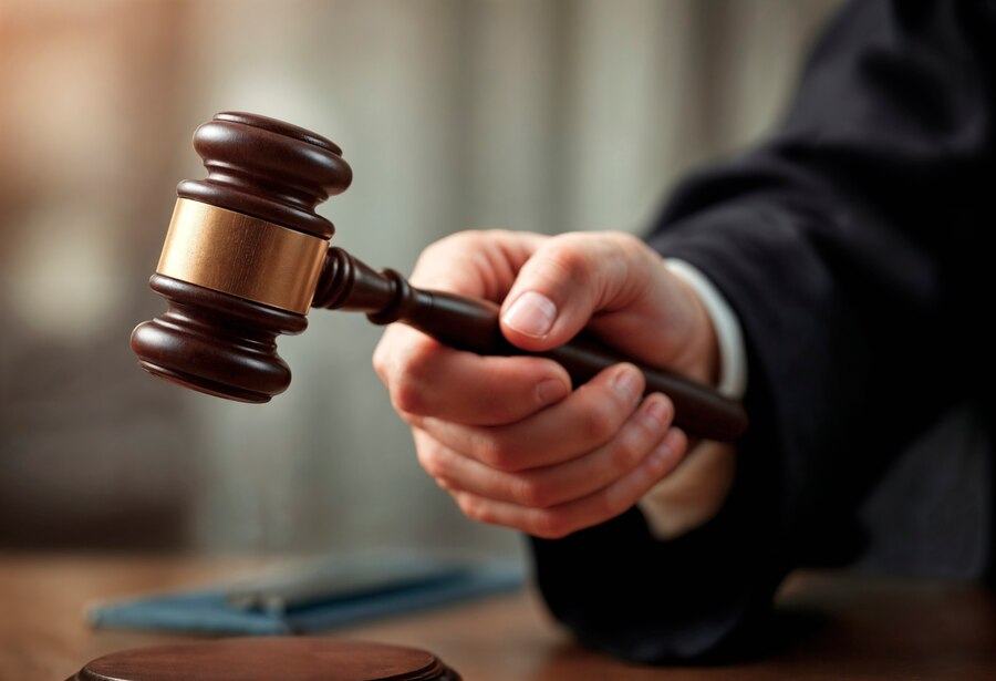 20 тысяч рублей: суд обязал волгоградку выплатить компенсацию за оскорбления в чате детсада