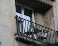 Ураган в Красноярске унёс жизнь женщины — её сдуло с балкона сильным порывом ветра