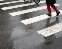 Дороги Москвы промоют специальным шампунем: уборка после зимы продолжается