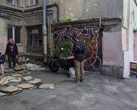 В Санкт-Петербурге на помойке нашли уникальные газеты 19 века