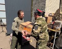 Ярославский депутат Сергей Соколов доставил более 1000 пасхальных куличей в зону СВО