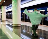 В Северной столице завели уголовное дело после нападения на подростка около станции метро «Площадь Восстания»