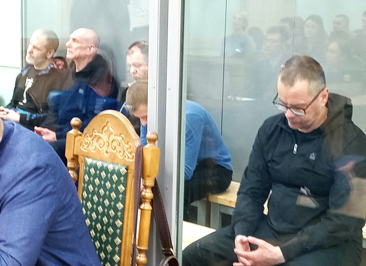 В Новгороде для членов «банды Петровского» прокуратура запросила от 22 до 25 лет колонии