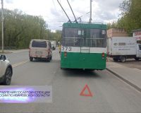 В Иванове "Газель" сдала назад под троллейбус: пострадала пенсионерка