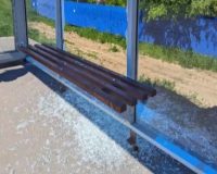 взорвали остановку