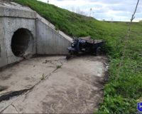 квадроцикл упал в ливневку