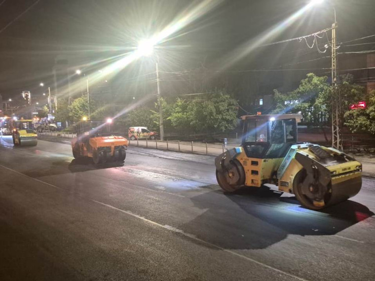 В Иванове активно ремонтируют ключевые дороги в центре города
