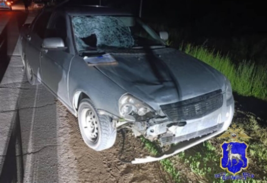 сбила двух подростков