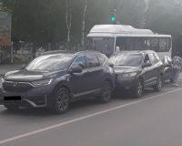 Пенсионерка спровоцировала тройное ДТП в Иванове - один водитель в больнице