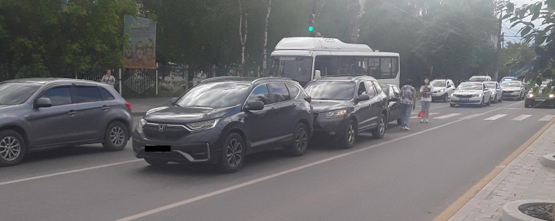 Пенсионерка спровоцировала тройное ДТП в Иванове - один водитель в больнице