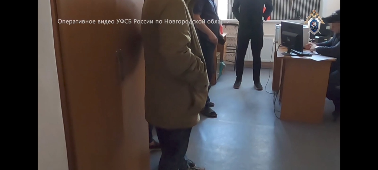 В Великом Новгороде на передаче персональных данных попался бывший сотрудник полиции