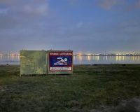 ребенок погиб когда учился плавать в озере