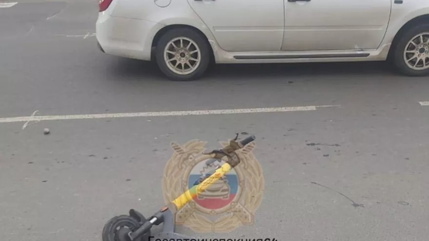 машина и электросамокат