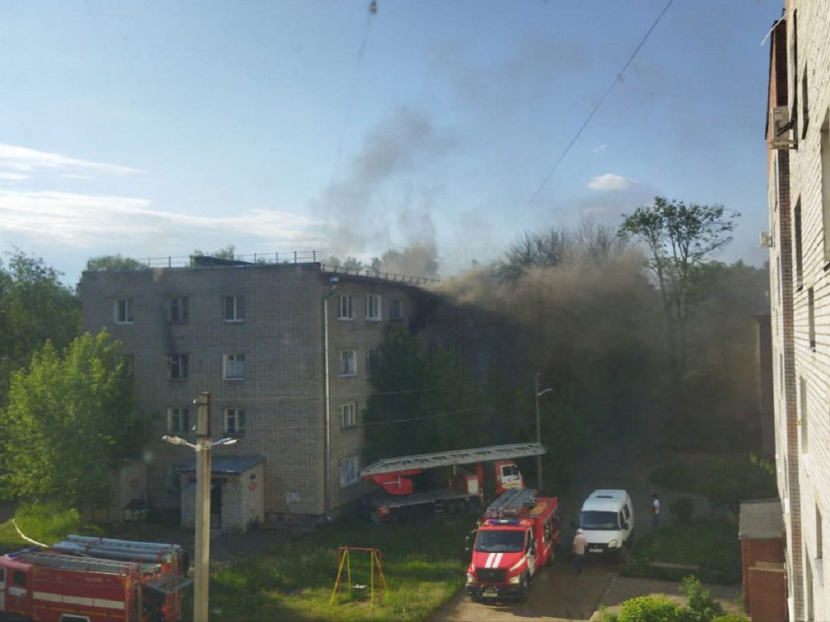 При пожаре в доме на улице Моховой в Ярославле пострадали люди.