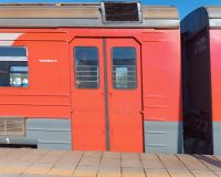 В Туле около Московского вокзала пригородный поезд насмерть сбил парня