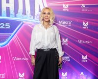 ведущая ТВ Лера Кудрявцева