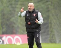 тренер Деян Станкович